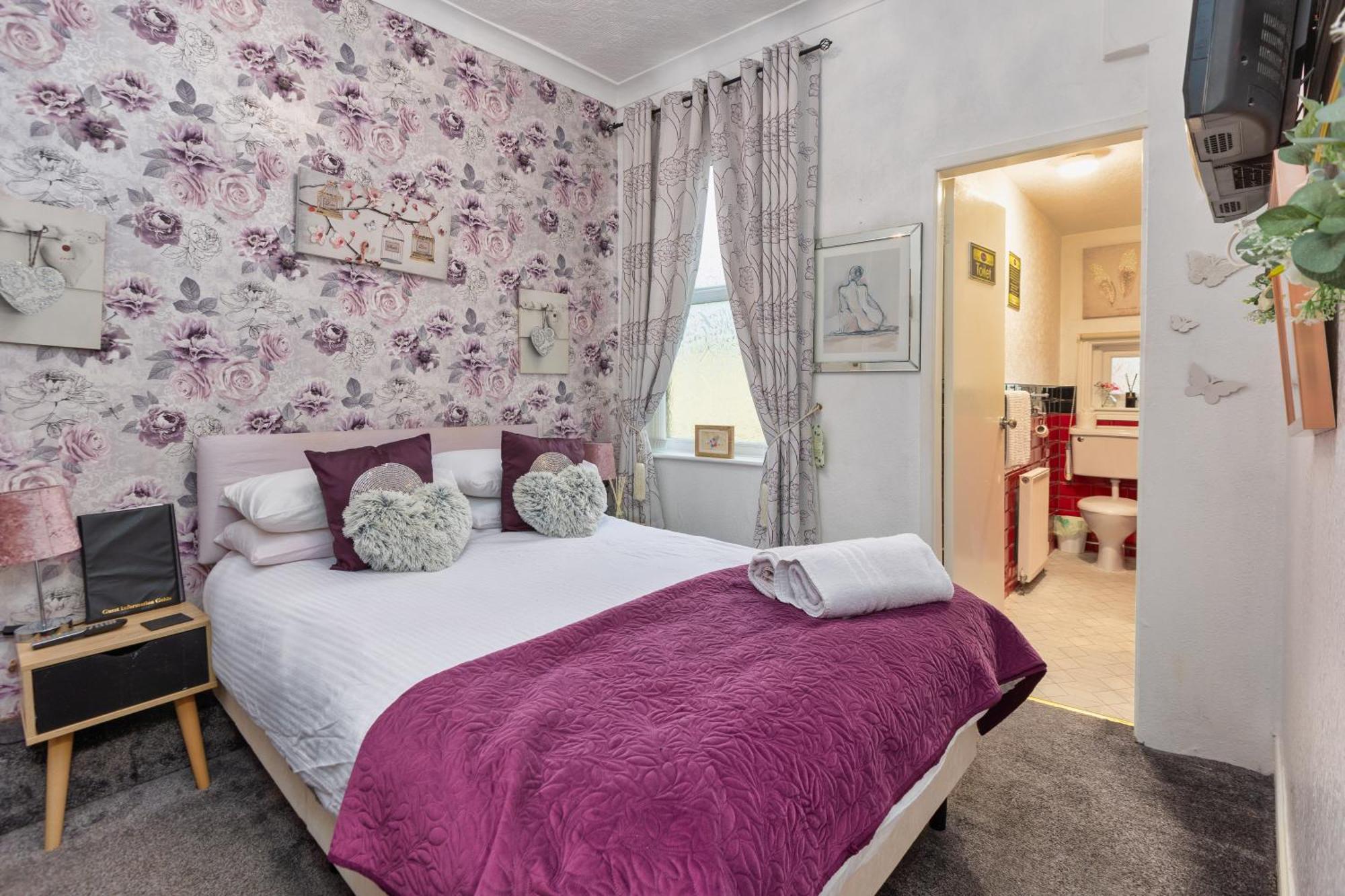 Friends Hotel Blackpool Bagian luar foto