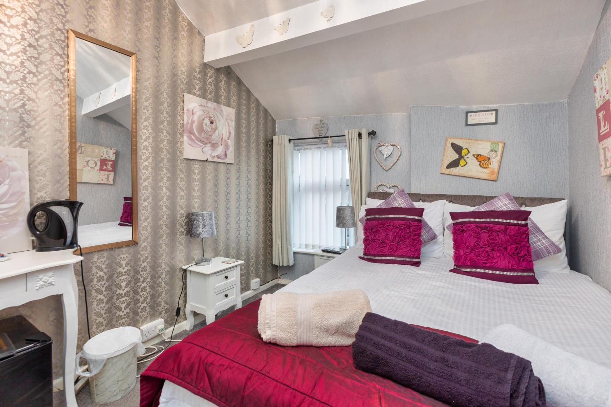 Friends Hotel Blackpool Bagian luar foto