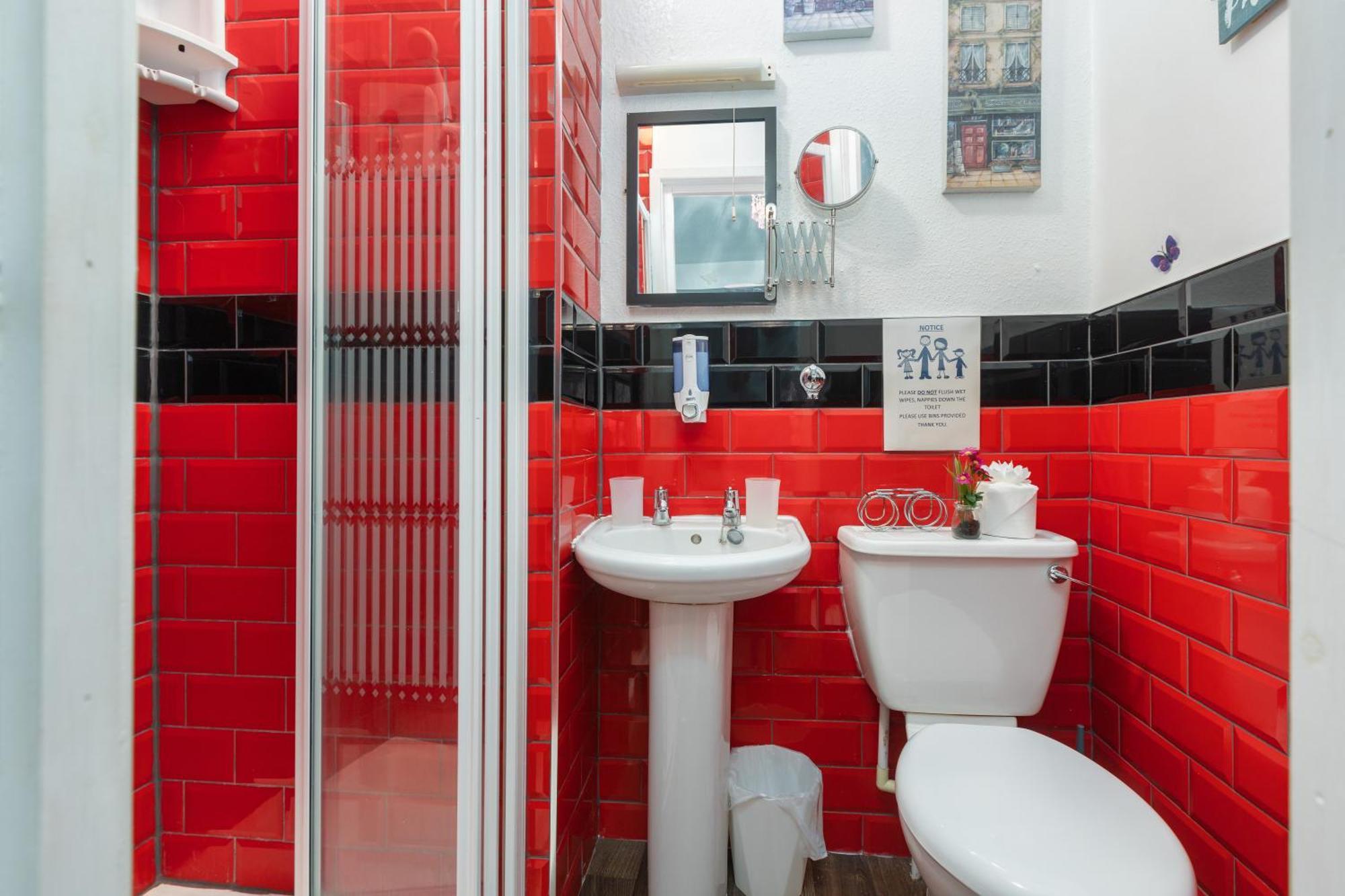 Friends Hotel Blackpool Bagian luar foto